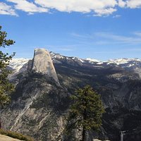Amazing view from Washburn Point. You can see several waterfalls and large parts of the trail to Half Dome.