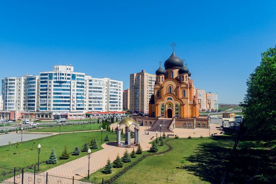 Старый оскол обл. Храм Сергия Радонежского старый Оскол. Старый Оскол Белгородская область. Церковь на Степном старый Оскол. Театральная площадь старый Оскол.