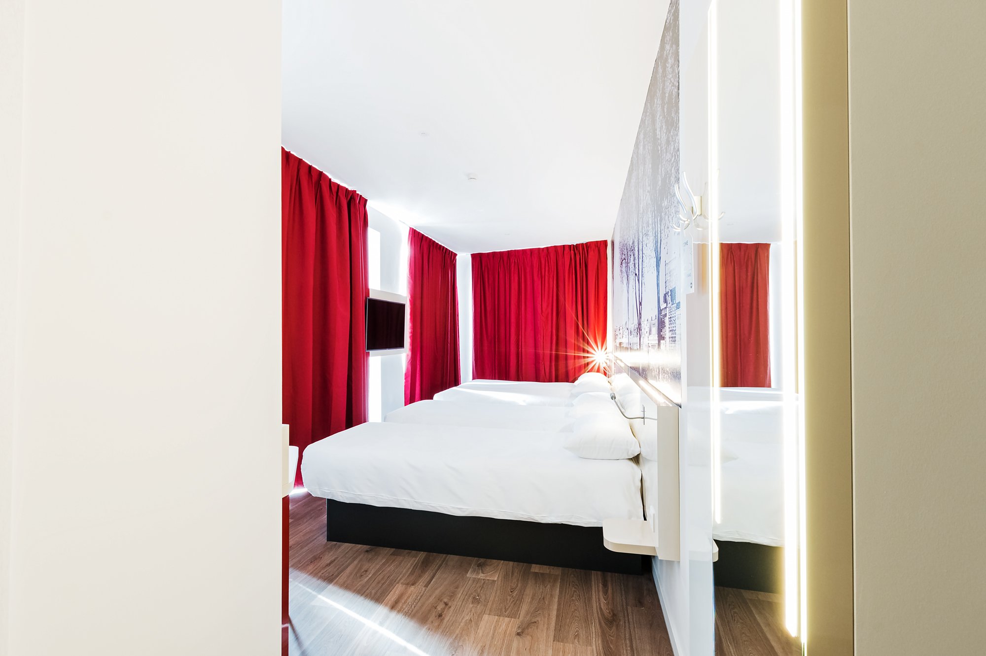 B&B HOTEL Antwerpen Zuid Rooms: Pictures & Reviews - Tripadvisor