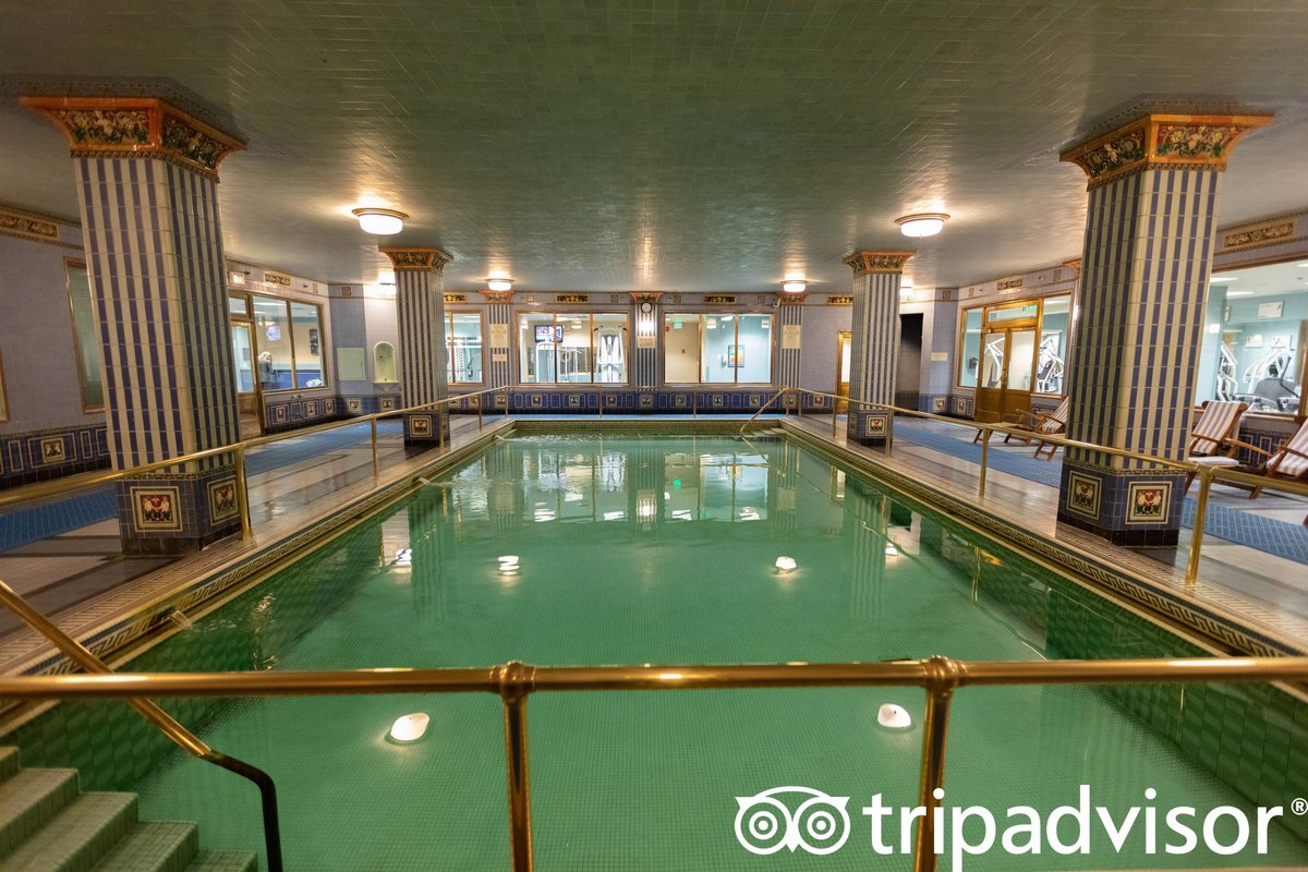 Millennium Biltmore Los Angeles Pool Pictures & Reviews Tripadvisor