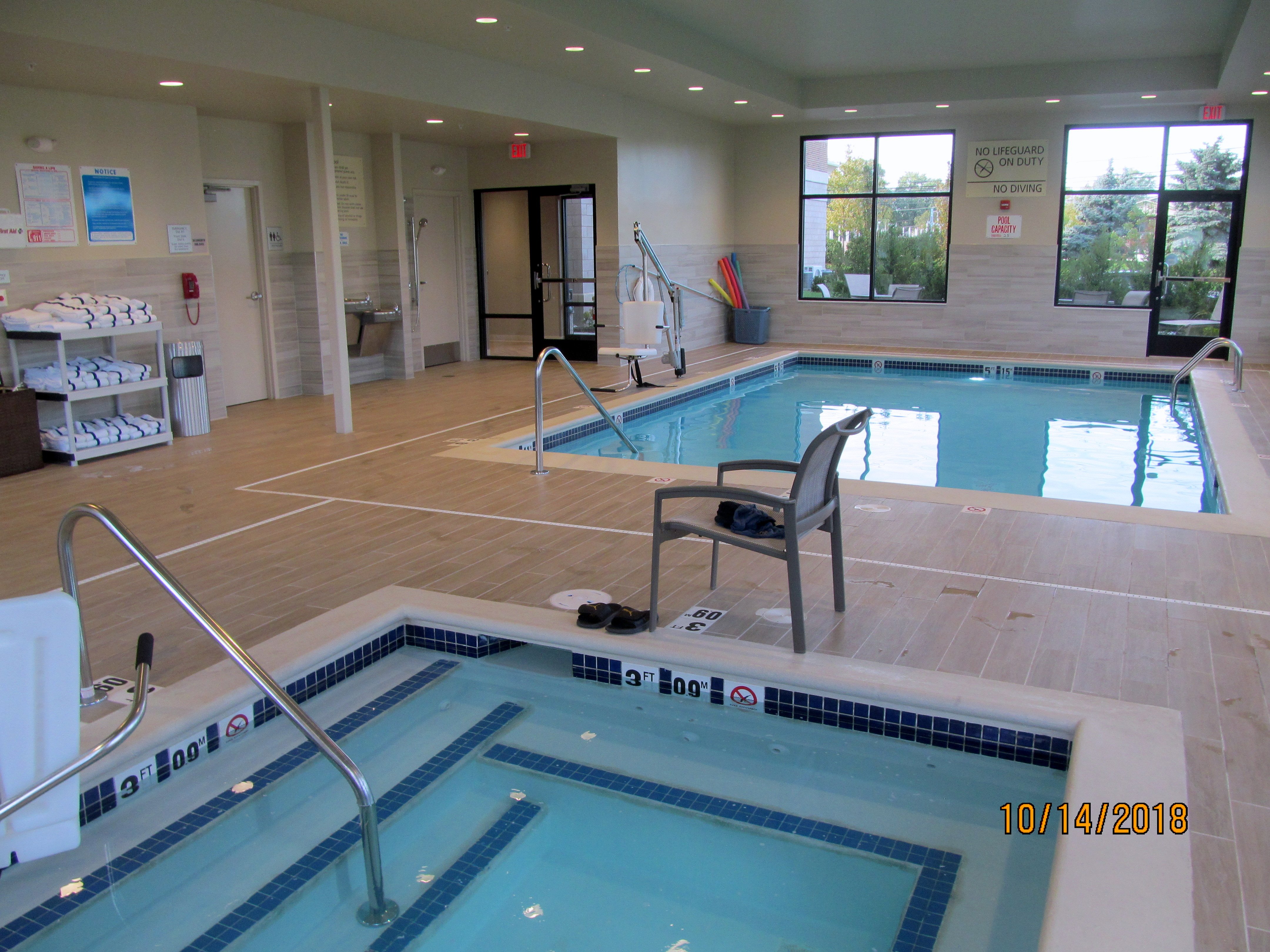 Hampton Inn Livonia Detroit Pool: Pictures & Reviews - Tripadvisor