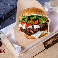 Burger Kozioł - w roli głównej ser kozi.