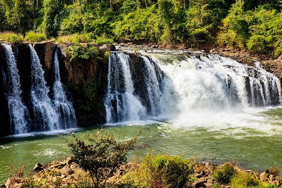 Bolaven Plateau Waterfalls image