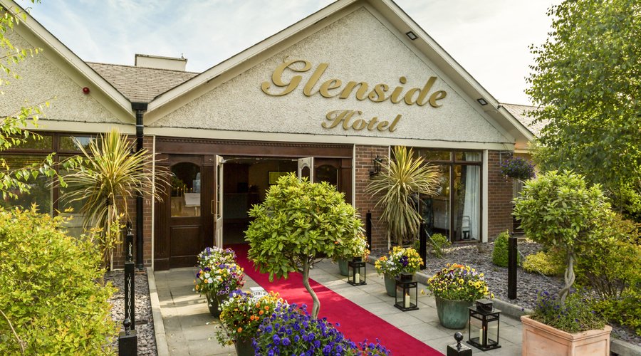 The Glenside Hotel, nestled between the Boyne River and the beaches of The Irish Sea in the Royal County of Meath, birthplace of Ireland’s Ancient East and the gateway to Ireland’s Ancient Capital and the historic Boyne Valley Region. Let our family look after yours in our beautifully appointed boutique hotel situated only 2km from the bustling town of Drogheda on the Boyne and only 20 minutes from Dublin Airport.  Our traditional Irish Cead Mile Failte has been extended to our guests for almost