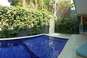 Room & Suite