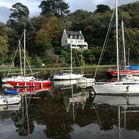Magnifique petit port de plaisance