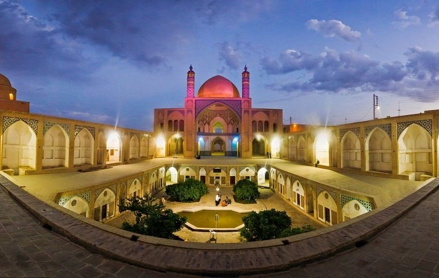 Agha Bozorg Mosque image