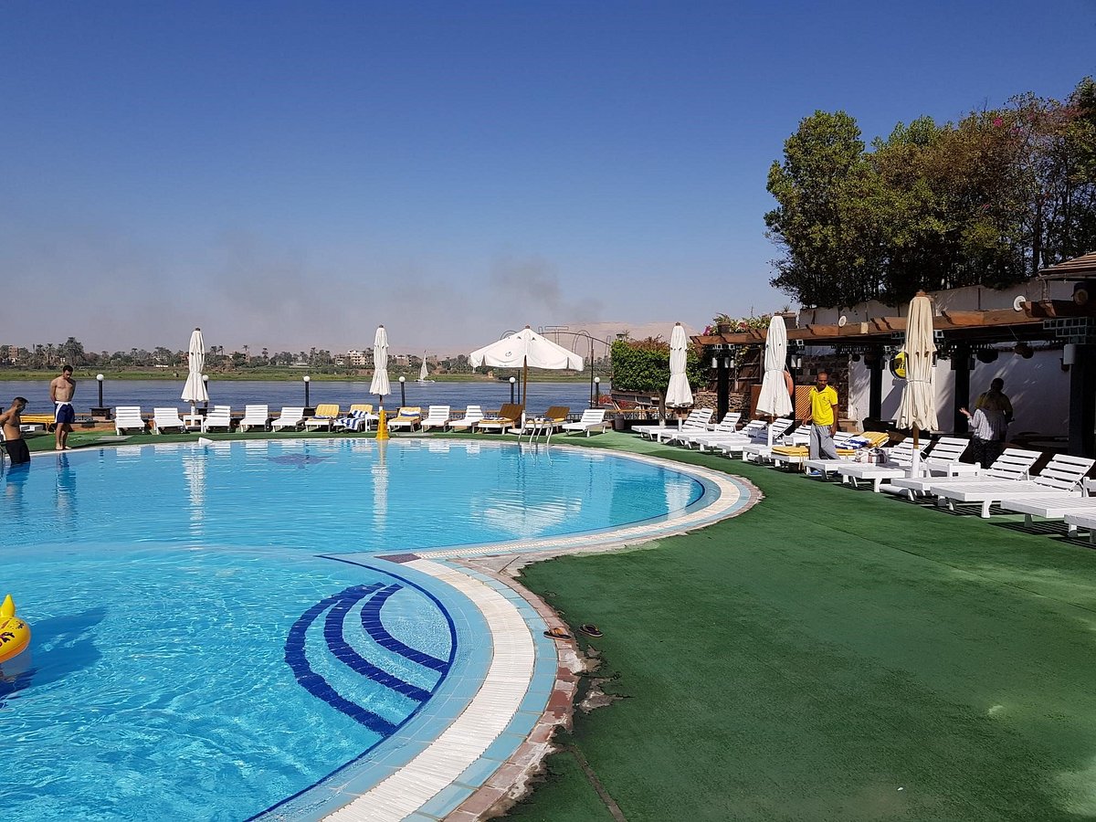 Lotus Luxor Hotel, hôtel à Louxor
