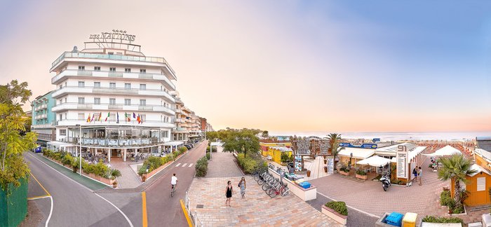 hotel di lusso sul mare riccione