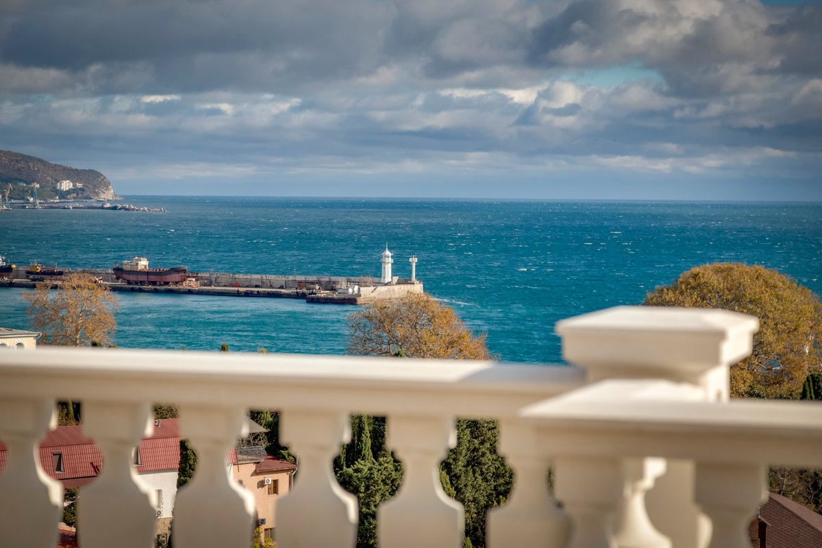 Очень непорядочный отель! - отзыв о Yalta Intourist, Ялта - Tripadvisor