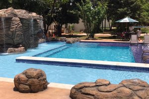 Piscina e praia