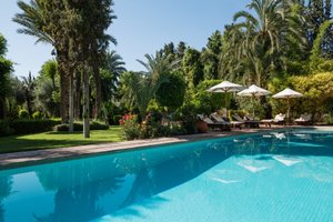 Piscina e praia