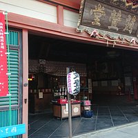 苅萱堂入口