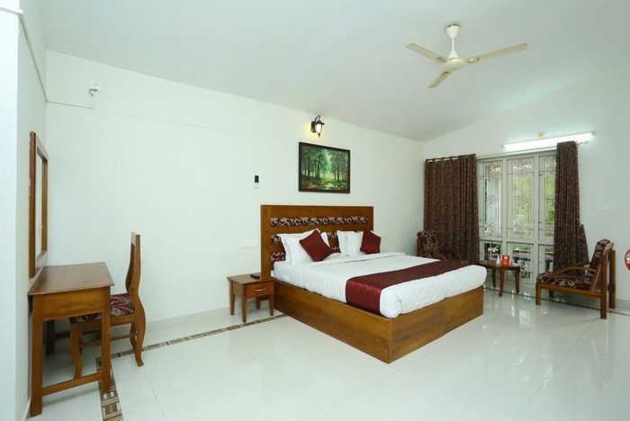 OYO 6777 STAR INN - Specialty Hotel Reviews (Kerala, India)