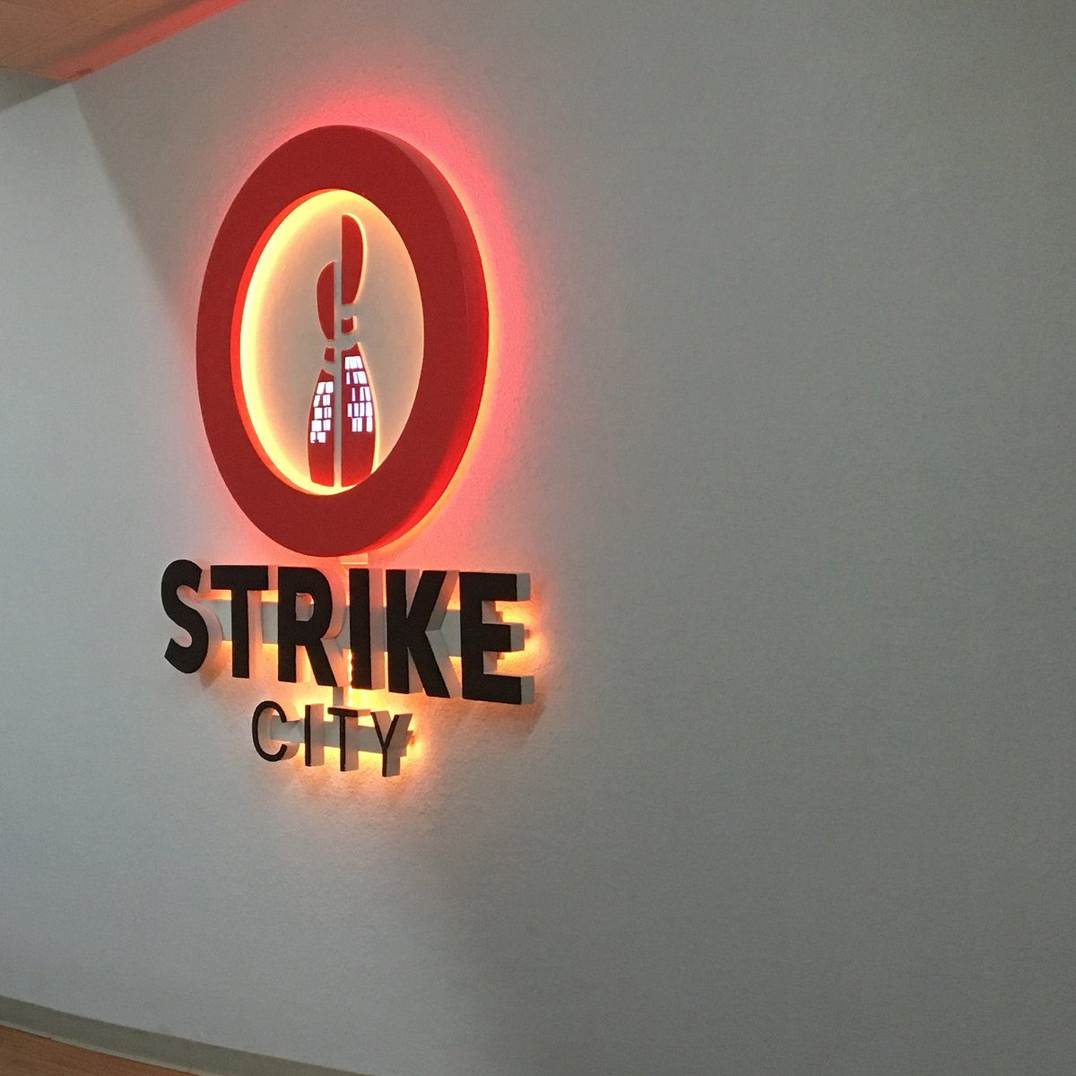 Strike city. Сити страйк.