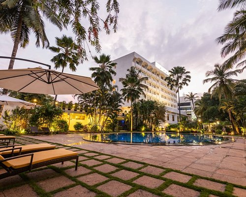 REVIEW  Journey back the 1980 s Royal Orchid Metropole Hotel