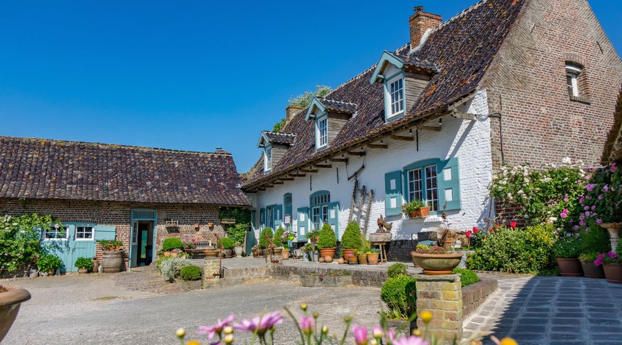 Auberge du Noordmeulen le beau ciel bleu du Nord
