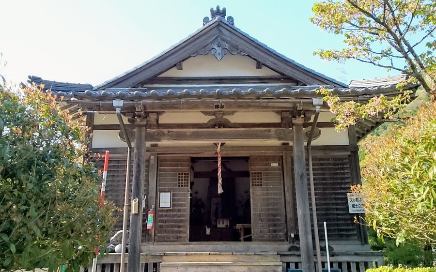 医王寺 観音堂