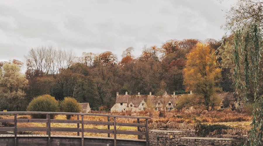 The famous and lovely Arlington row in Bibury.