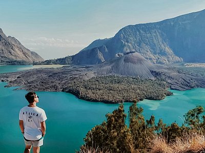 lombok trip canvas