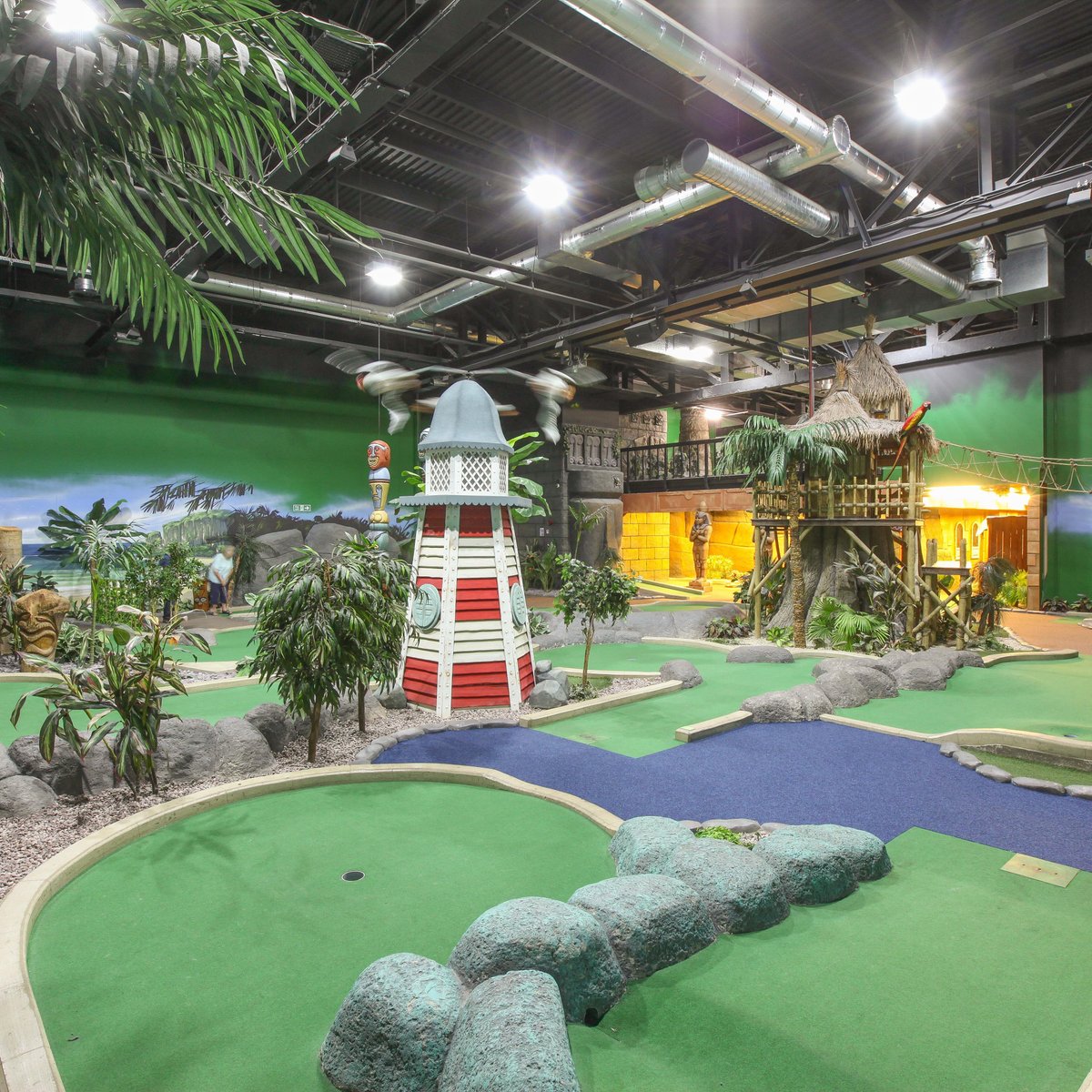 PARADISE ISLAND ADVENTURE GOLF MANCHESTER (2024) All You Need to Know ...