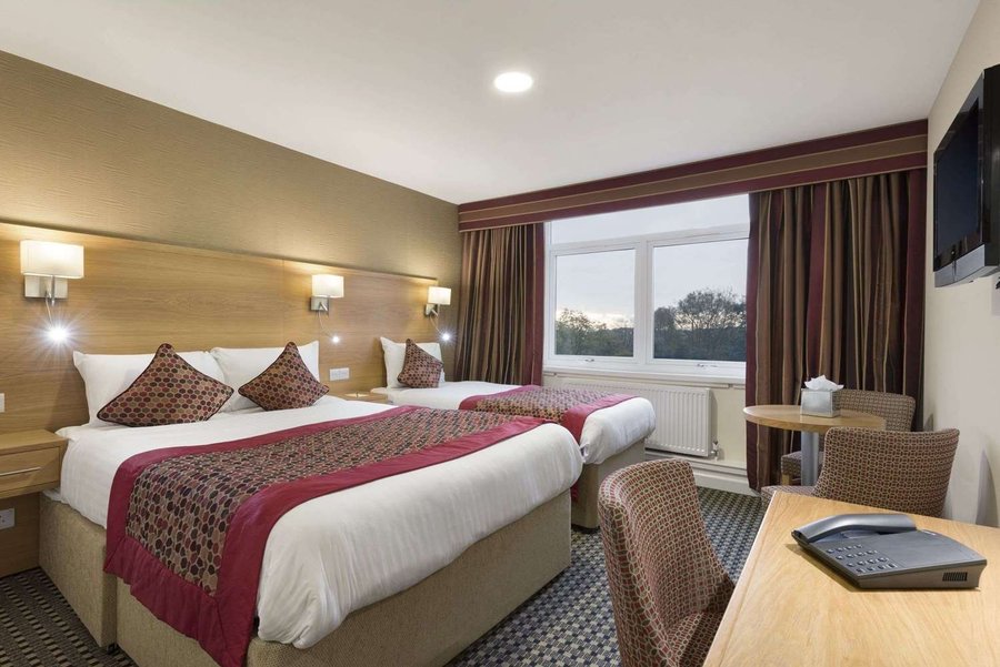 PARK HALL HOTEL AND SPA WOLVERHAMPTON - UPDATED 2022 Reviews & Price ...
