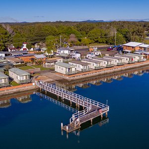 Absolute waterfrontage to the beautiful Hastings River - great fishing off our jetty or launch your boat from one of two private boat ramps.