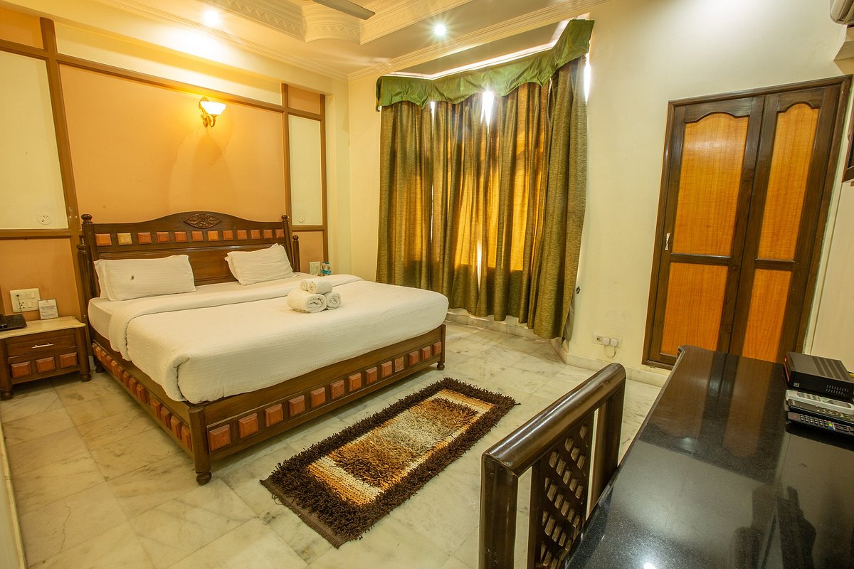 Hotel Vasundhara Palace, hotel in Rishikesh