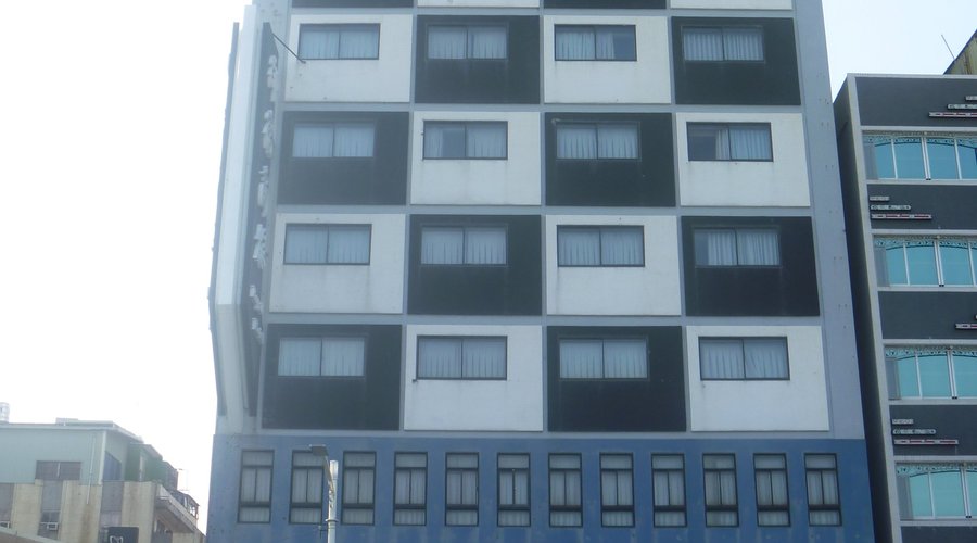外観（朝）