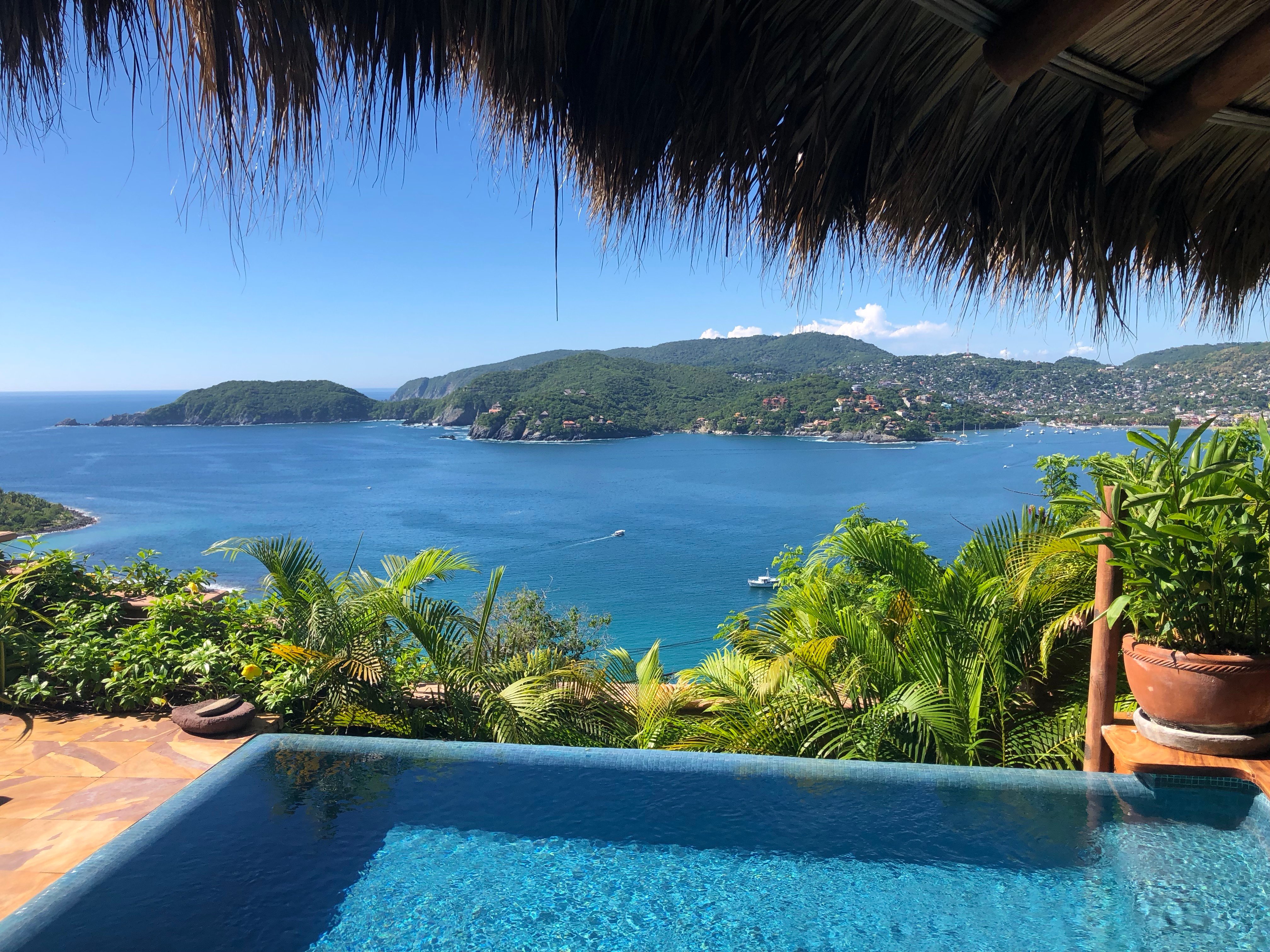 Amuleto UPDATED 2024 Reviews Photos Zihuatanejo Mexico