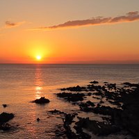 もっと雲が多ければ空が焼けるような夕陽になったはず