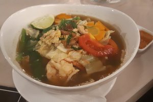 Bersantap