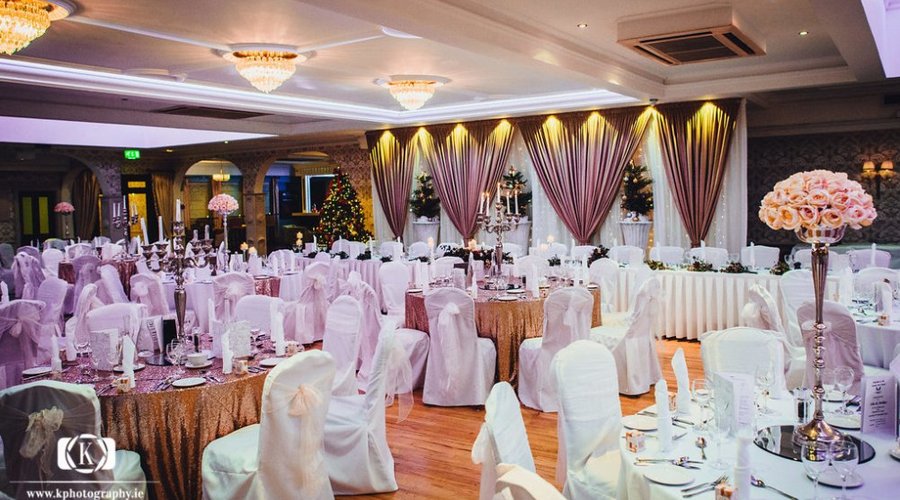 Our stunning Ballroom ready to accommodate a winter wedding. 