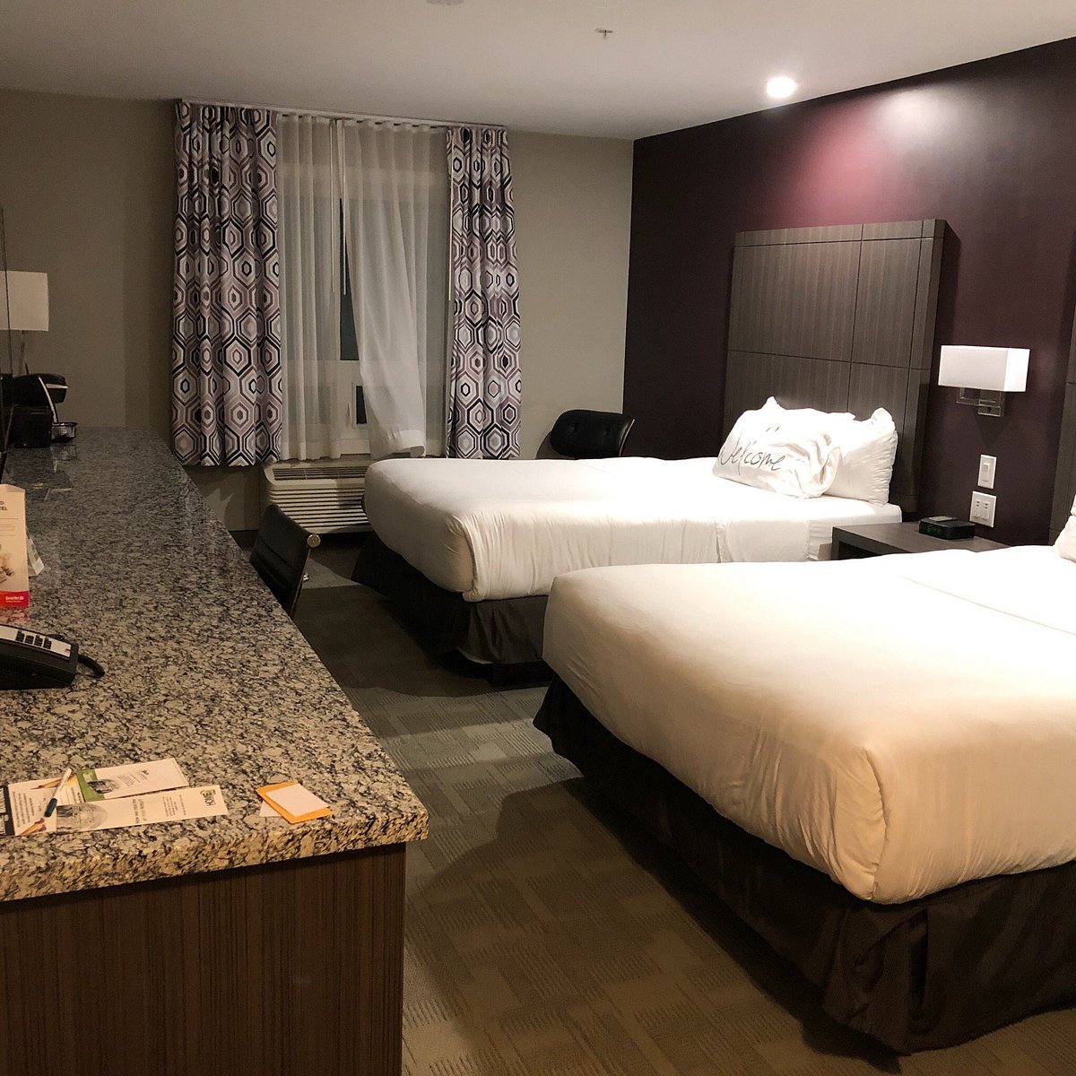 Home Inn &amp; Suites Saskatoon South, hotel in Saskatoon