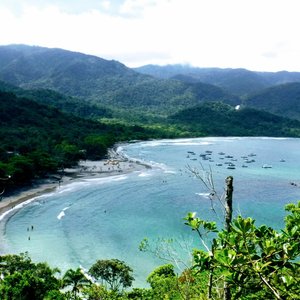 Praia do Viana é urbana e tem águas claras, mornas e tranquilas. É ideal  para crianças e quem busca tranquilidade. - Picture of Ilhabela, State of  Sao Paulo - Tripadvisor