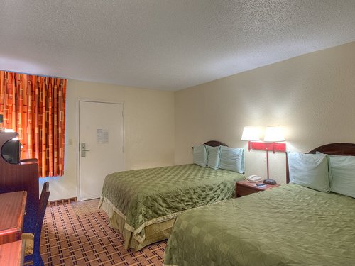 CONTINENTAL INN $86 ($̶1̶2̶6̶) - Prices & Hotel Reviews - Charlotte, NC