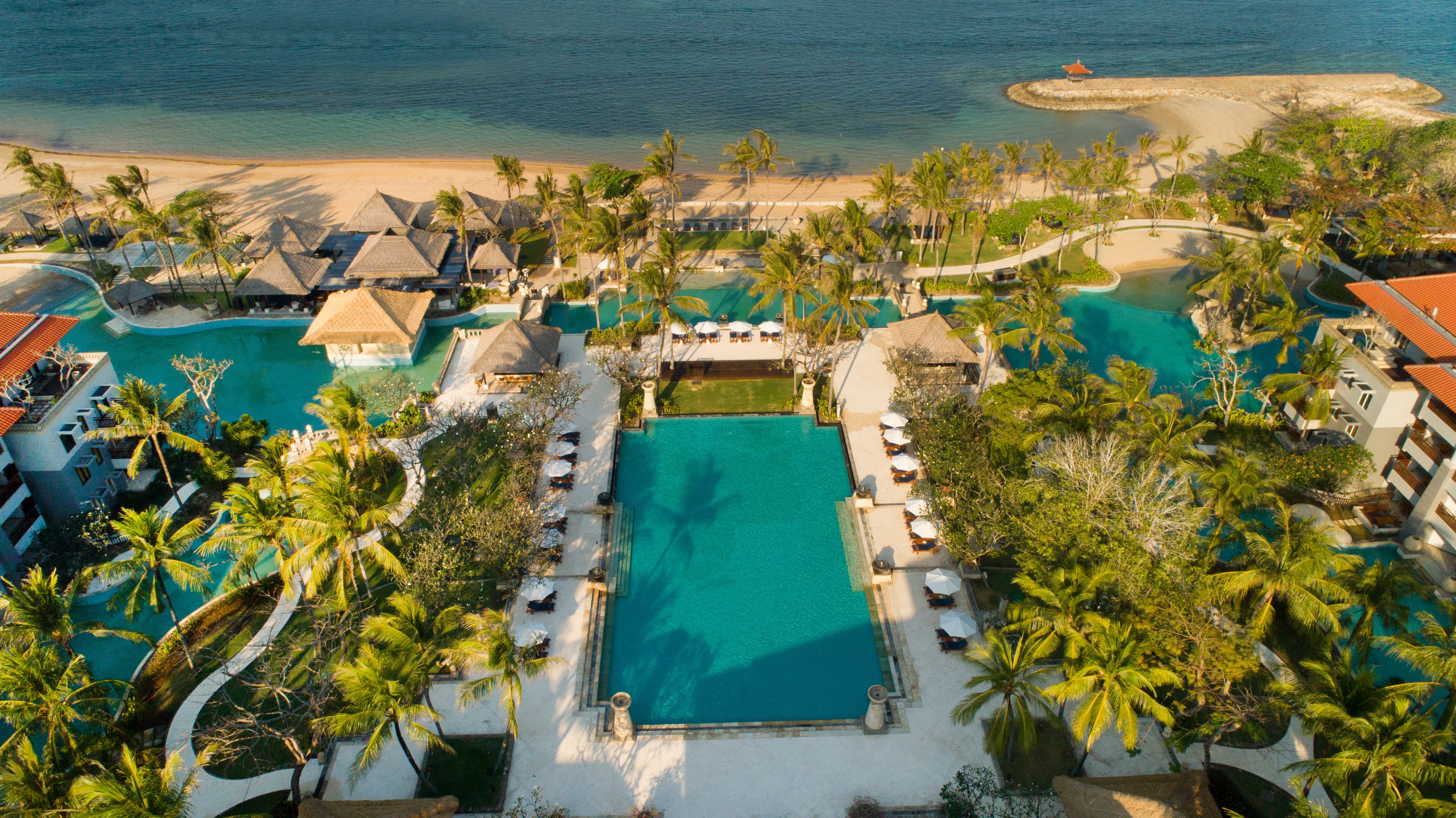 Conrad Bali Pool: Pictures & Reviews - Tripadvisor