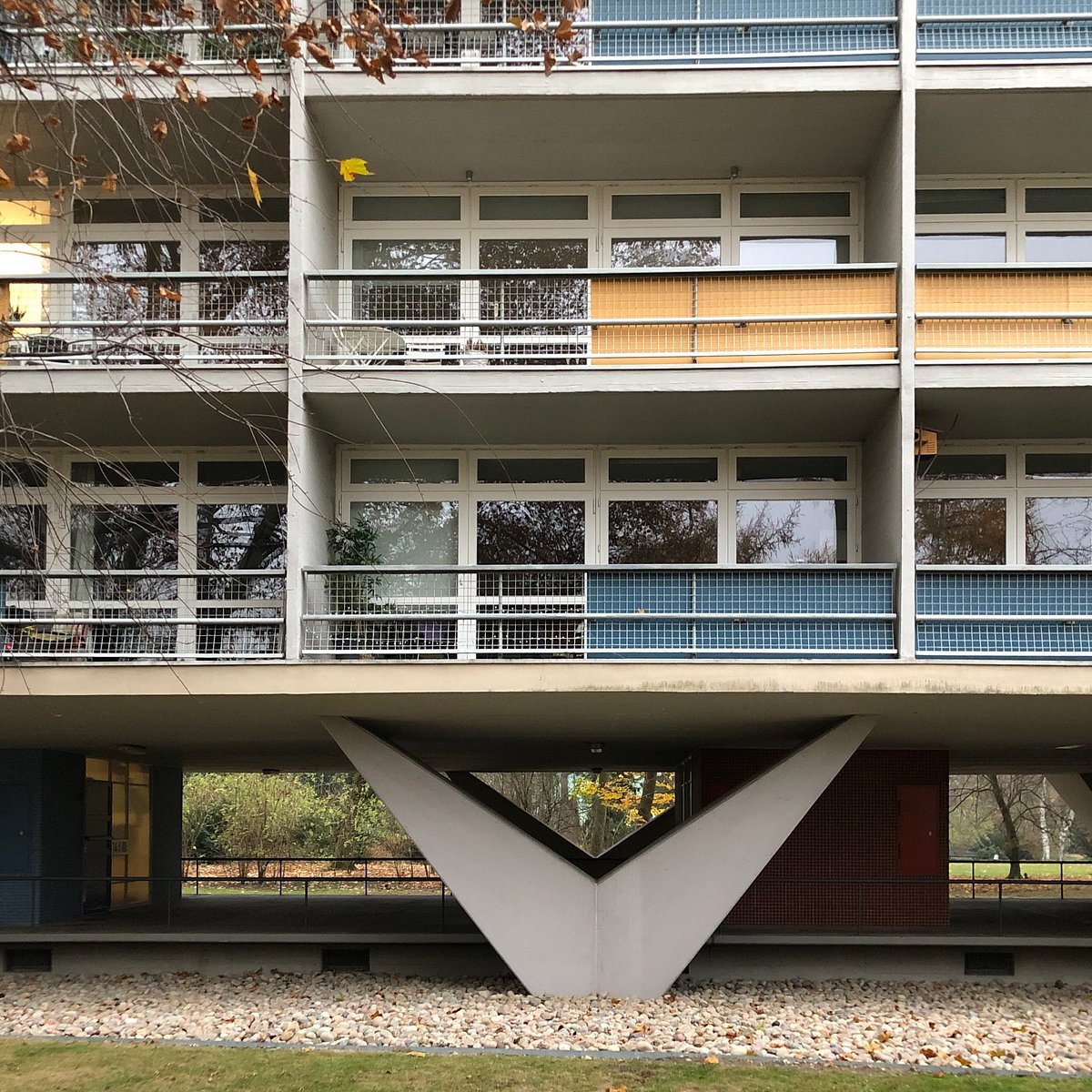 Oscar-Niemeyer-Haus, Берлин: лучшие советы перед посещением - Tripadvisor