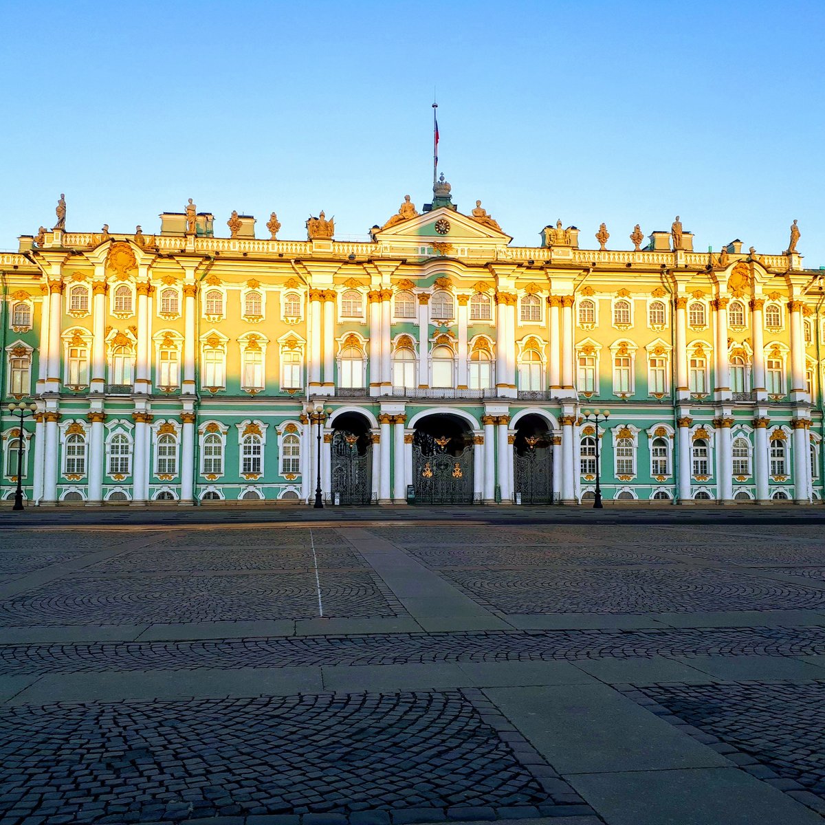 Эрмитаж санкт петербург фото. Эрмитаж. Санкт-Петербург. Зимний дворец. Государственный Эрмитаж. Санкт-Петербург. Государственный Эрмитаж the State Hermitage Museum. Эрмитаж зимний дворец.