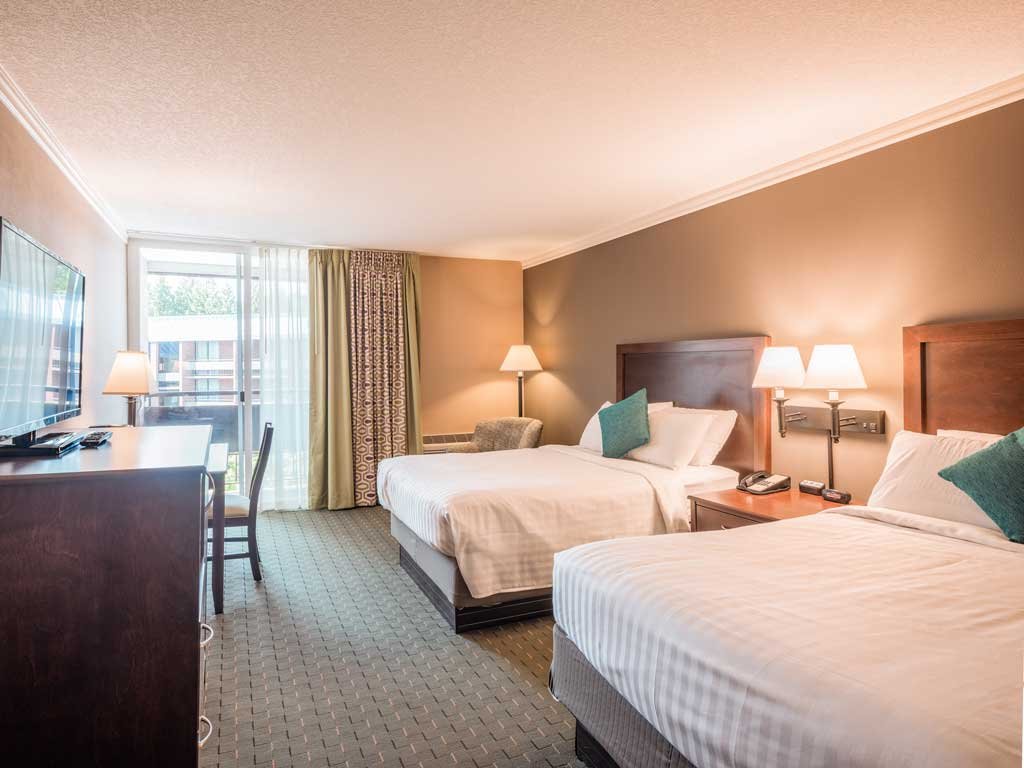 UNIVERSITY PLACE HOTEL AND CONFERENCE CENTER $100 ($̶1̶1̶7̶