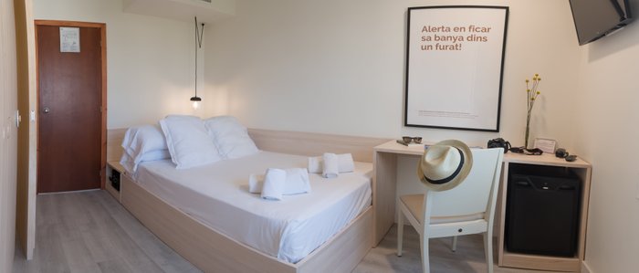 HOTEL JENI & RESTAURANT - Prices & Reviews (Spain/Mercadal, Menorca)