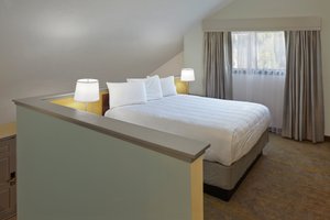 Room & Suite