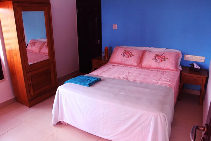 KANNUR BEACH VIEW HOMESTAY - Prices & Specialty Inn Reviews (Thottada ...