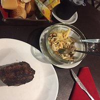I would say that it is an optimal choice for Argentinian food, wine and flavors in general in Santa Fe. I would highly recommend it!