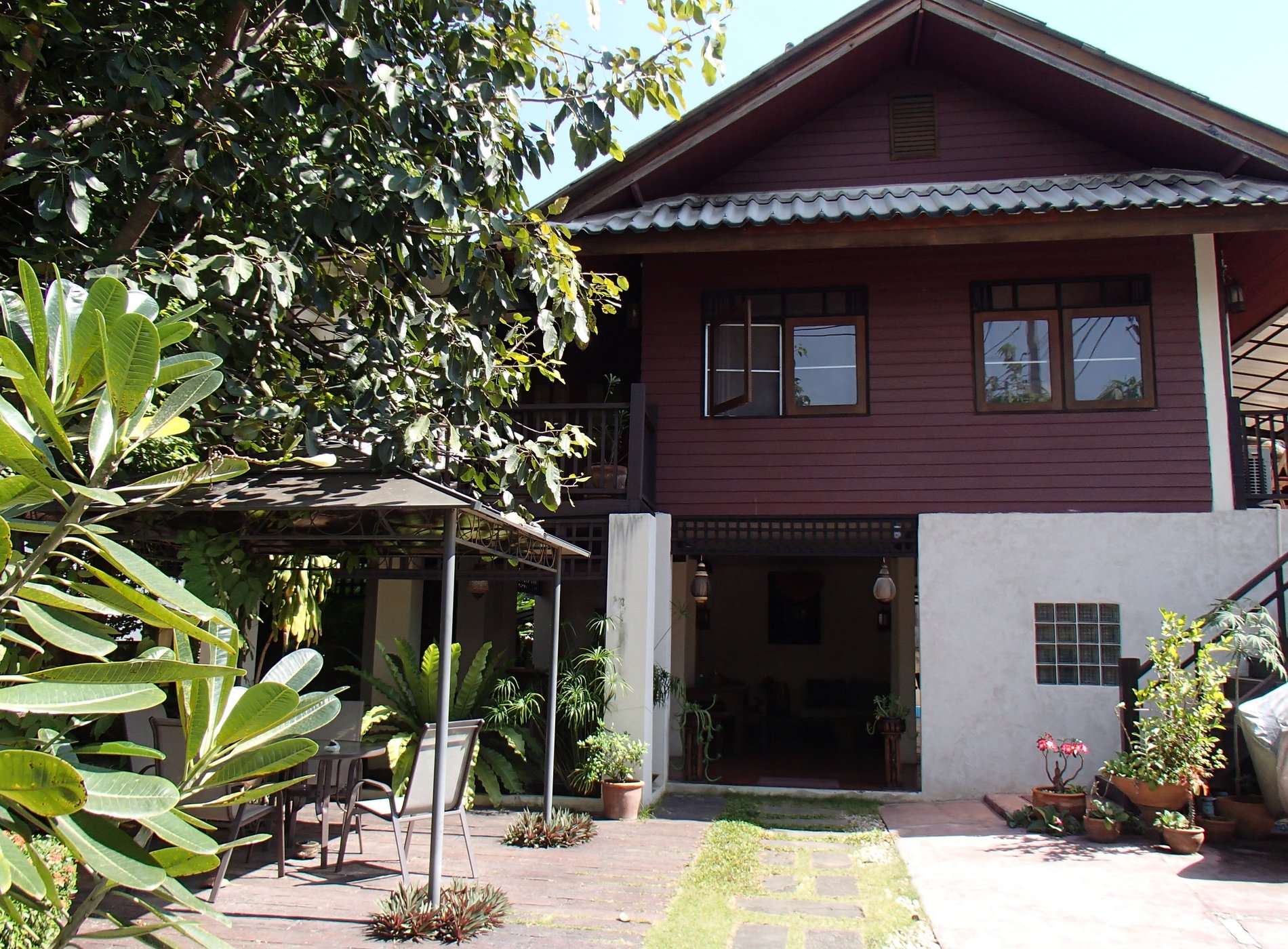 Banjai Garden Guesthouse by null