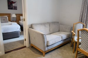 Room & Suite