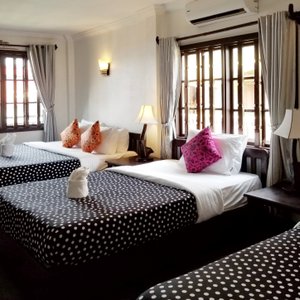 Deluxe Family Room