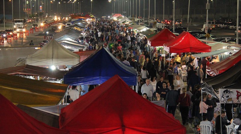 A movimentação da feira é sensacional.