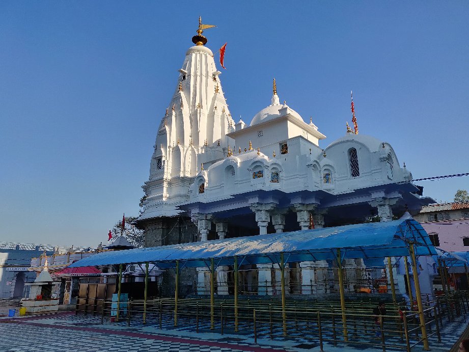 Bajreshwari Devi Temple (Kangra) - 2022 Alles Wat U Moet Weten VOORDAT ...