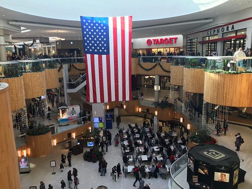 The 12 Best Malls in Massachusetts